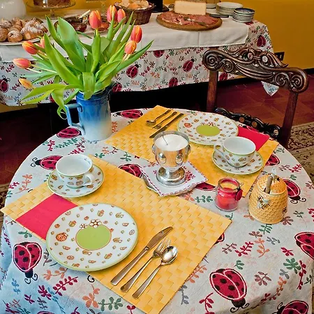 Le Coccinelle Frühstückspension 3*