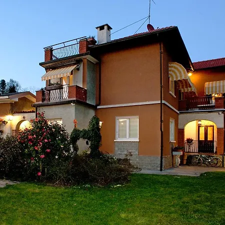 Le Coccinelle Couette-café 3*